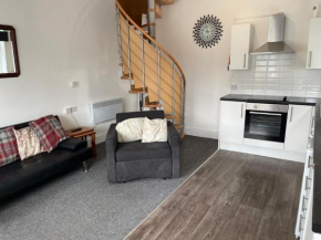 Swinefleet Maisonettes. Airy, Modern & Chic!